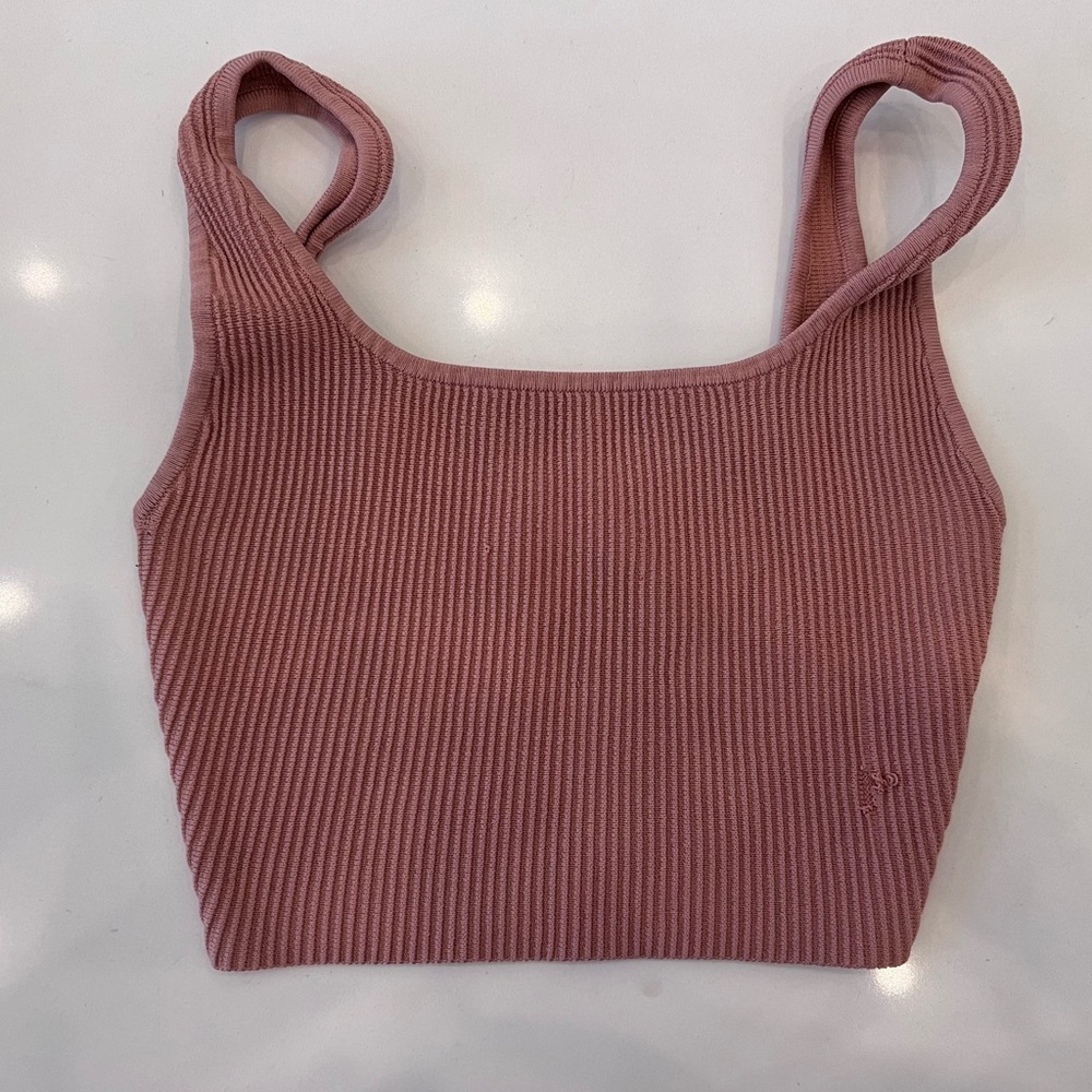 Aritzia coral crop top size 00 (XS)